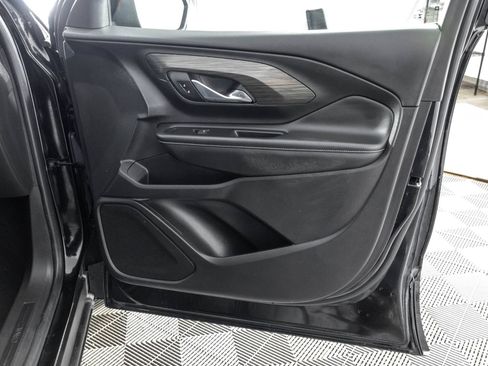 Used 2023 GMC Terrain SLE w/ Driver Convenience Package FWD image 42