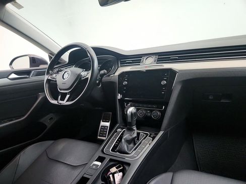 Used 2020 Volkswagen Arteon SE FWD image 24
