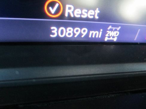 Used 2021 GMC Sierra 1500 AT4 image 29