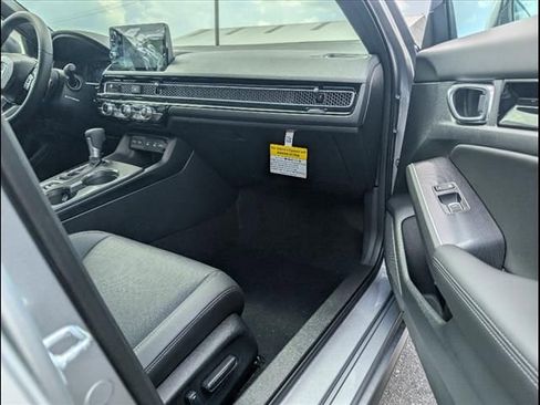 Used 2025 Honda Civic Sport Touring image 22