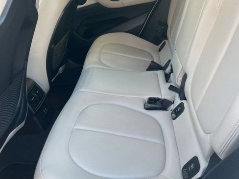 Used 2022 BMW X1 sDrive28i w/ Convenience Package FWD image 17