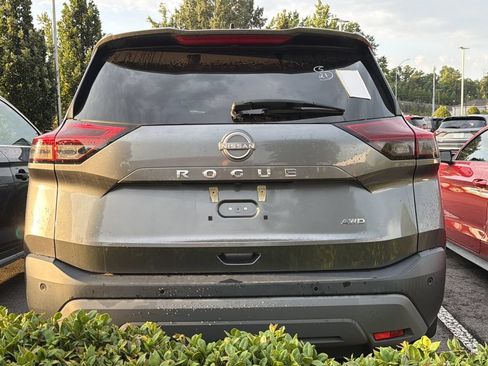 Used 2023 Nissan Rogue S AWD/4WD image 5