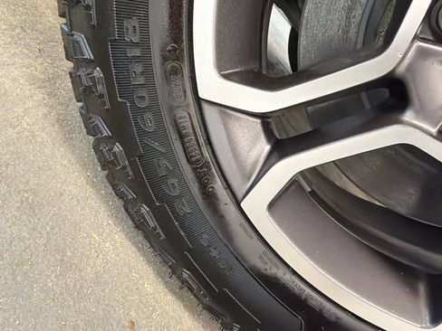 Used 2023 Jeep Grand Cherokee Trailhawk image 14