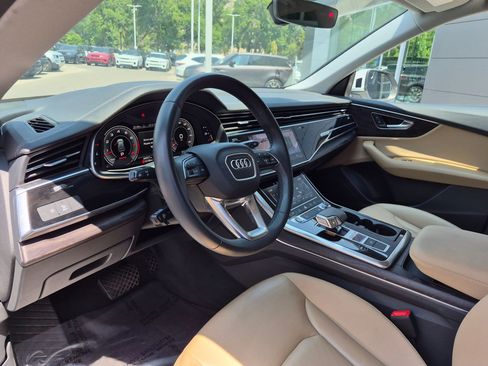 Used 2023 Audi Q8 Premium w/ Convenience Package AWD/4WD image 14