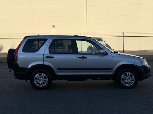 Used 2003 Honda CR-V EX image 4