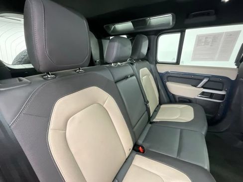 Used 2023 Land Rover Defender 110 X-Dynamic SE AWD/4WD image 15