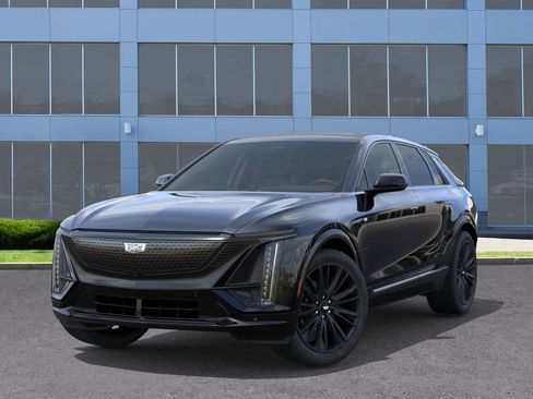 New 2026 Cadillac Lyriq Premium Sport image 6