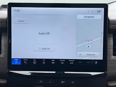 Used 2024 Ford Expedition Limited image 27