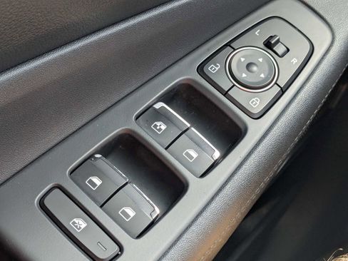 Used 2021 Hyundai Santa Fe SE FWD image 27