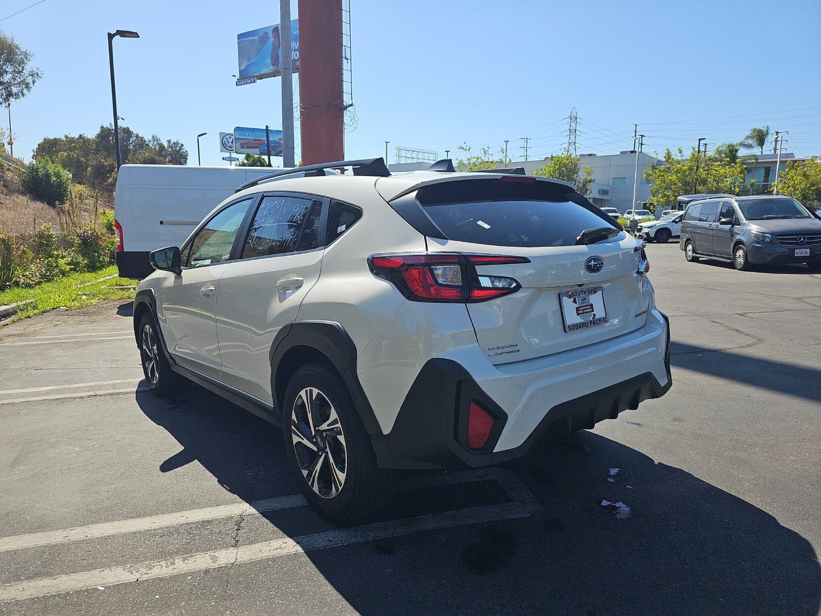 Used 2024 Subaru Crosstrek 2.5i Premium w/ Crosstrek Mirror Package AWD/4WD image 5