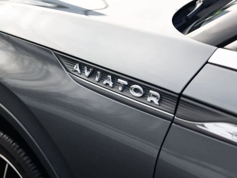Used 2025 Lincoln Aviator Reserve w/ Equipment Group 201A image 27