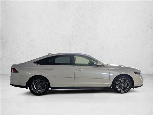 Used 2023 Honda Accord EX-L image 4