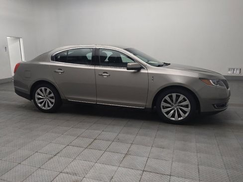 Used 2015 Lincoln MKS w/ Equipment Group 101A FWD image 11