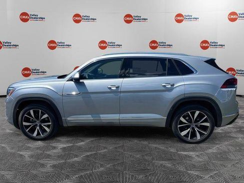 Used 2026 Volkswagen Atlas Cross Sport SEL Premium R-Line AWD/4WD image 2