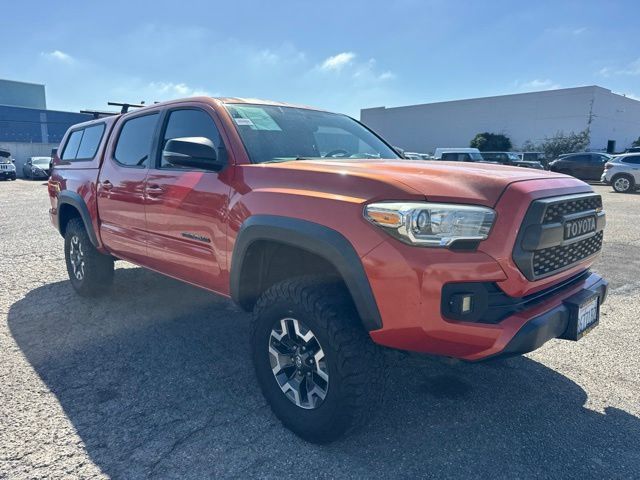 Used 2016 Toyota Tacoma TRD Off-Road w/ Towing Package RWD image 3
