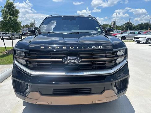 Used 2025 Ford Expedition Max King Ranch AWD/4WD image 2