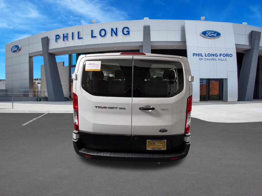 Certified 2023 Ford Transit 350 XLT RWD image 4