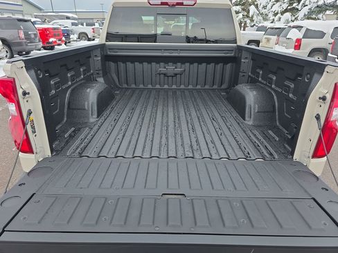 New 2026 Chevrolet Silverado 1500 ZR2 w/ LPO, Dark Essentials Package image 10