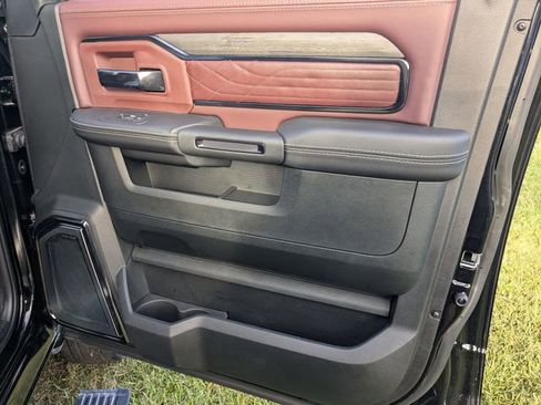 New 2026 RAM 3500 Limited image 32