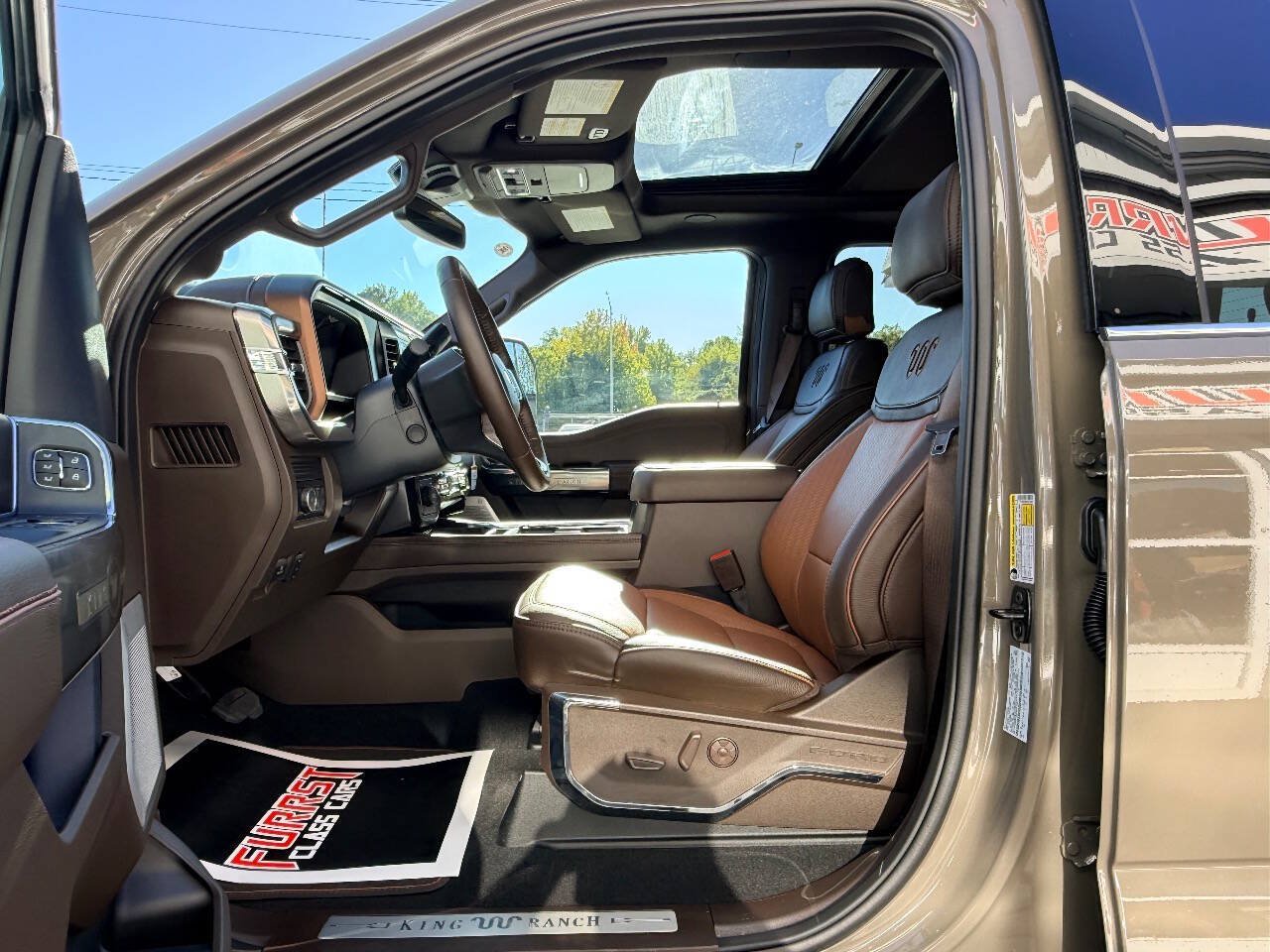 Used 2027 Ford F450 King Ranch w/ Chrome Package AWD/4WD image 21