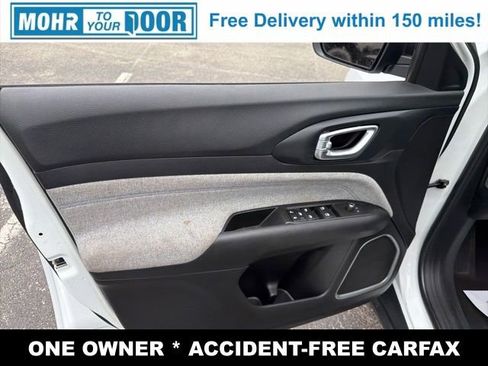 Used 2022 Jeep Compass Latitude FWD image 10