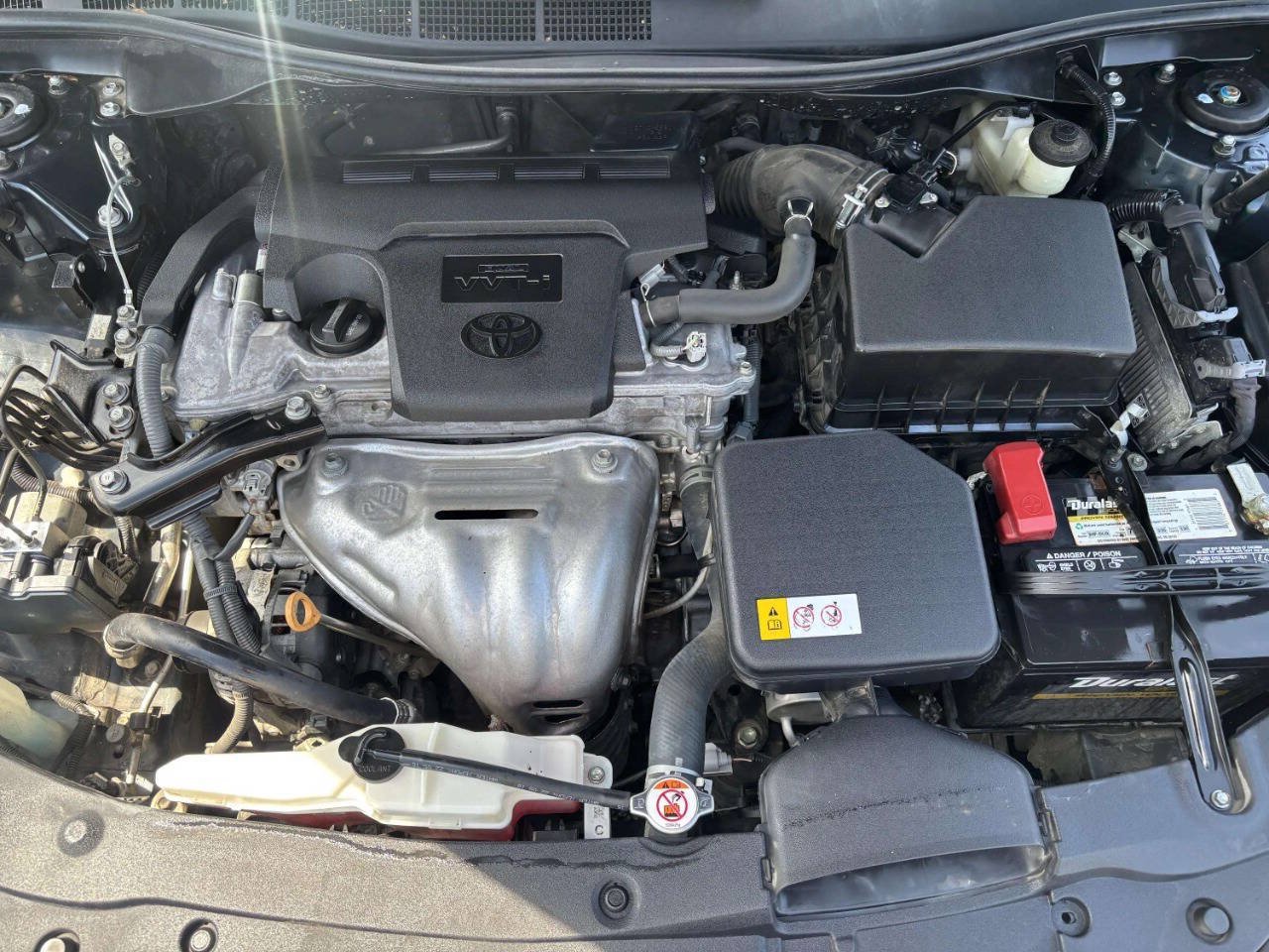 Used 2017 Toyota Camry XLE w/ Moonroof Package FWD image 10
