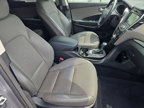 Used 2016 Hyundai Santa Fe Limited w/ Option Group 04 FWD image 34