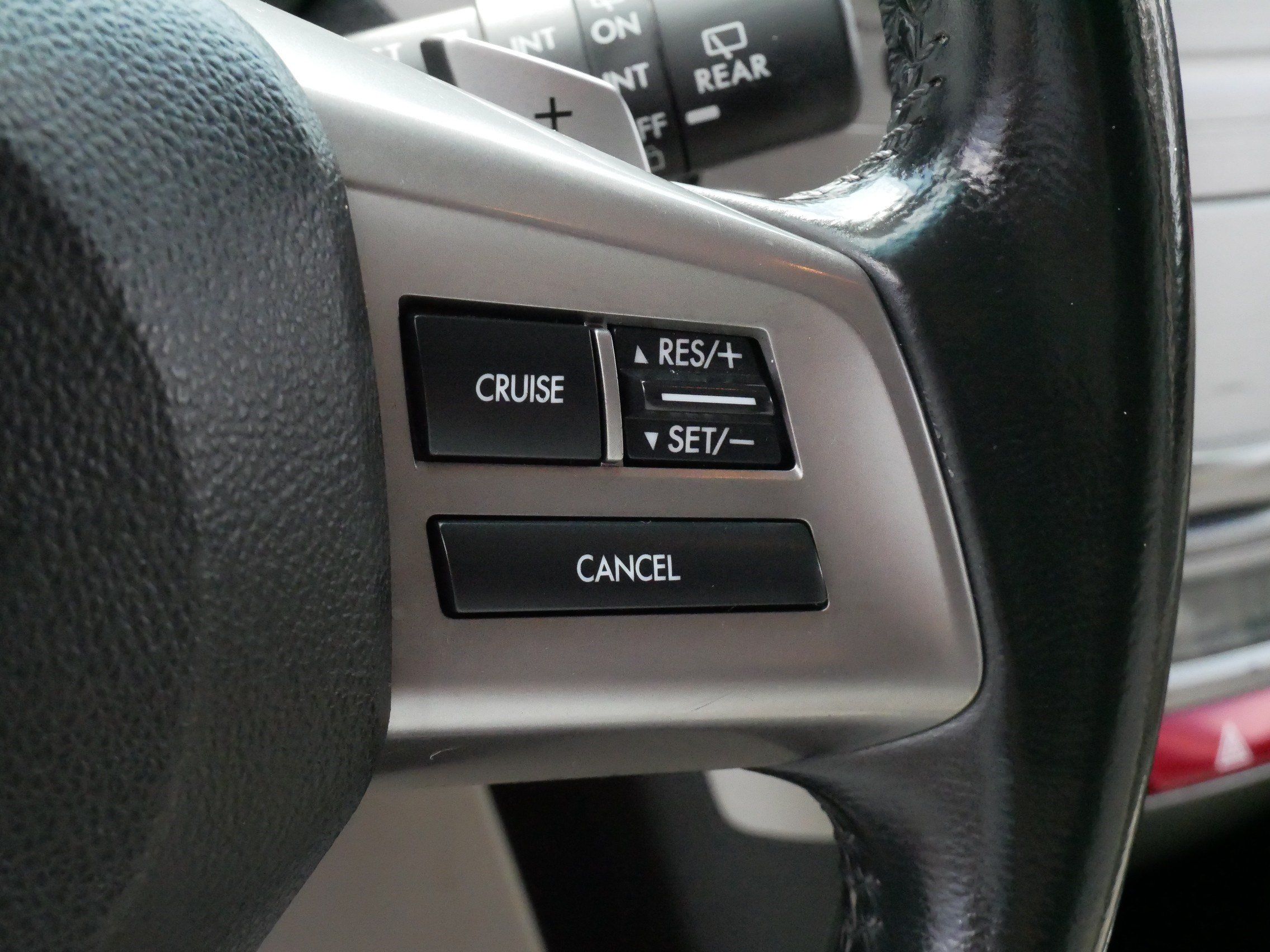 Used 2012 Subaru Outback 2.5i Limited w/ Popular Pkg 1A AWD/4WD image 25