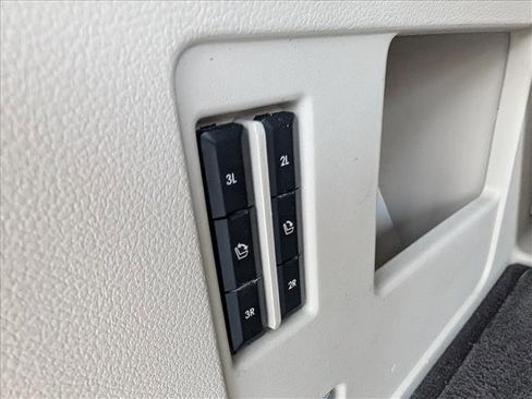 Used 2018 Lincoln Navigator Reserve w/ Technology Package image 24