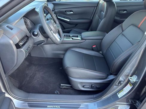 New 2025 Nissan Sentra SR image 16