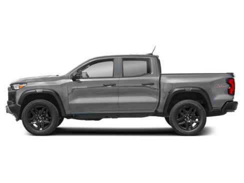 Used 2023 Chevrolet Colorado Trail Boss w/ LPO, Dark Essentials Package AWD/4WD image 3
