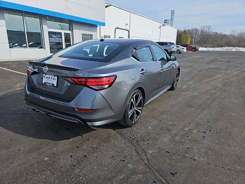 Used 2023 Nissan Sentra SR image 3