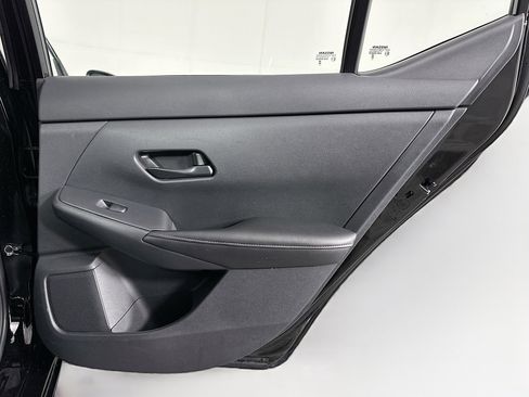 Used 2024 Nissan Sentra SV image 28