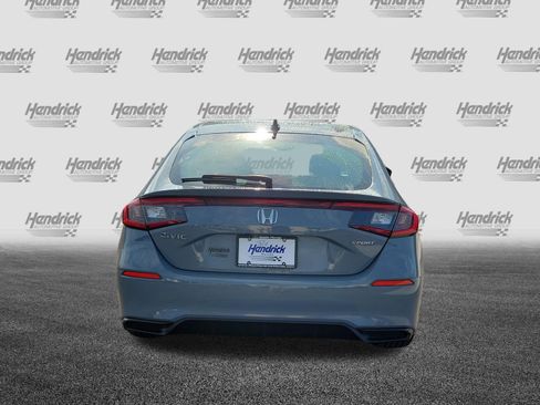Used 2023 Honda Civic Sport image 6