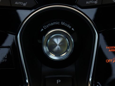Certified 2025 Acura RDX SH-AWD image 26