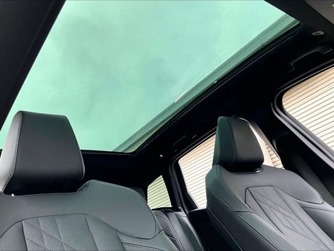 Used 2025 BMW X3 xDrive30i w/ Premium Package image 24