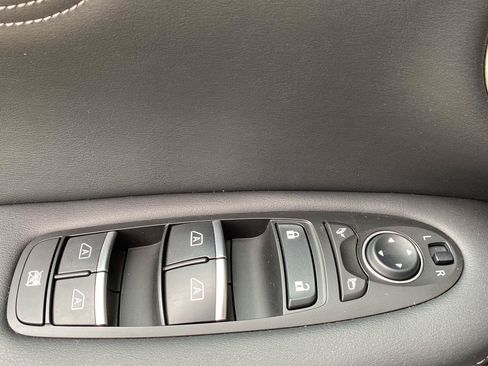 Used 2023 INFINITI QX55 Sensory w/ Lighting Package AWD/4WD image 28
