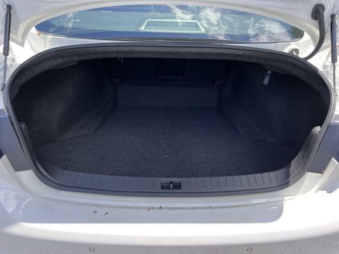 Used 2023 INFINITI Q50 Sensory AWD/4WD image 5