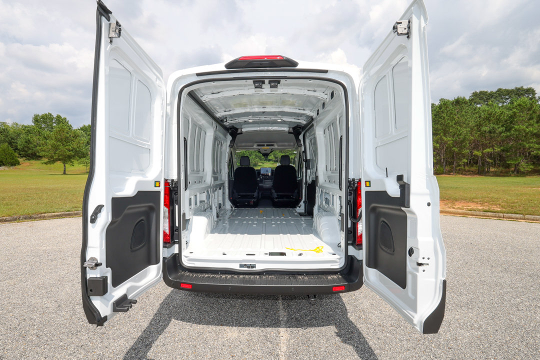 New 2026 Ford Transit 250 148 Medium Roof RWD image 19