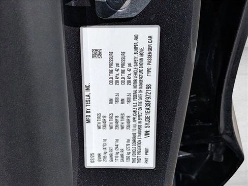 Used 2025 Tesla Model 3 Long Range image 25