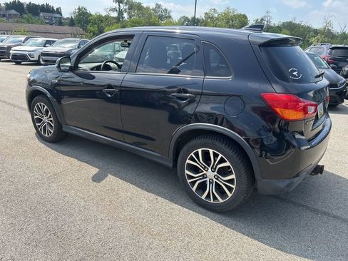 Used 2017 Mitsubishi Outlander Sport SE AWD/4WD image 4