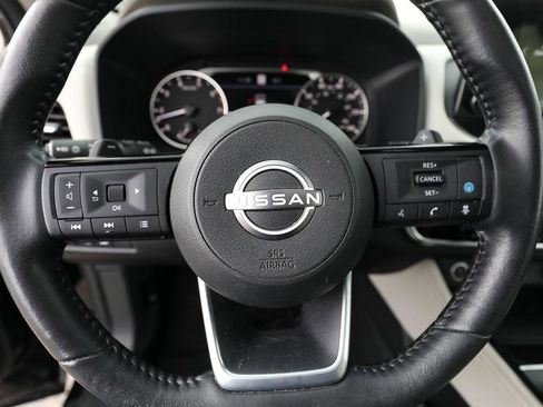Used 2023 Nissan Rogue SL w/ SL Premium Package image 15