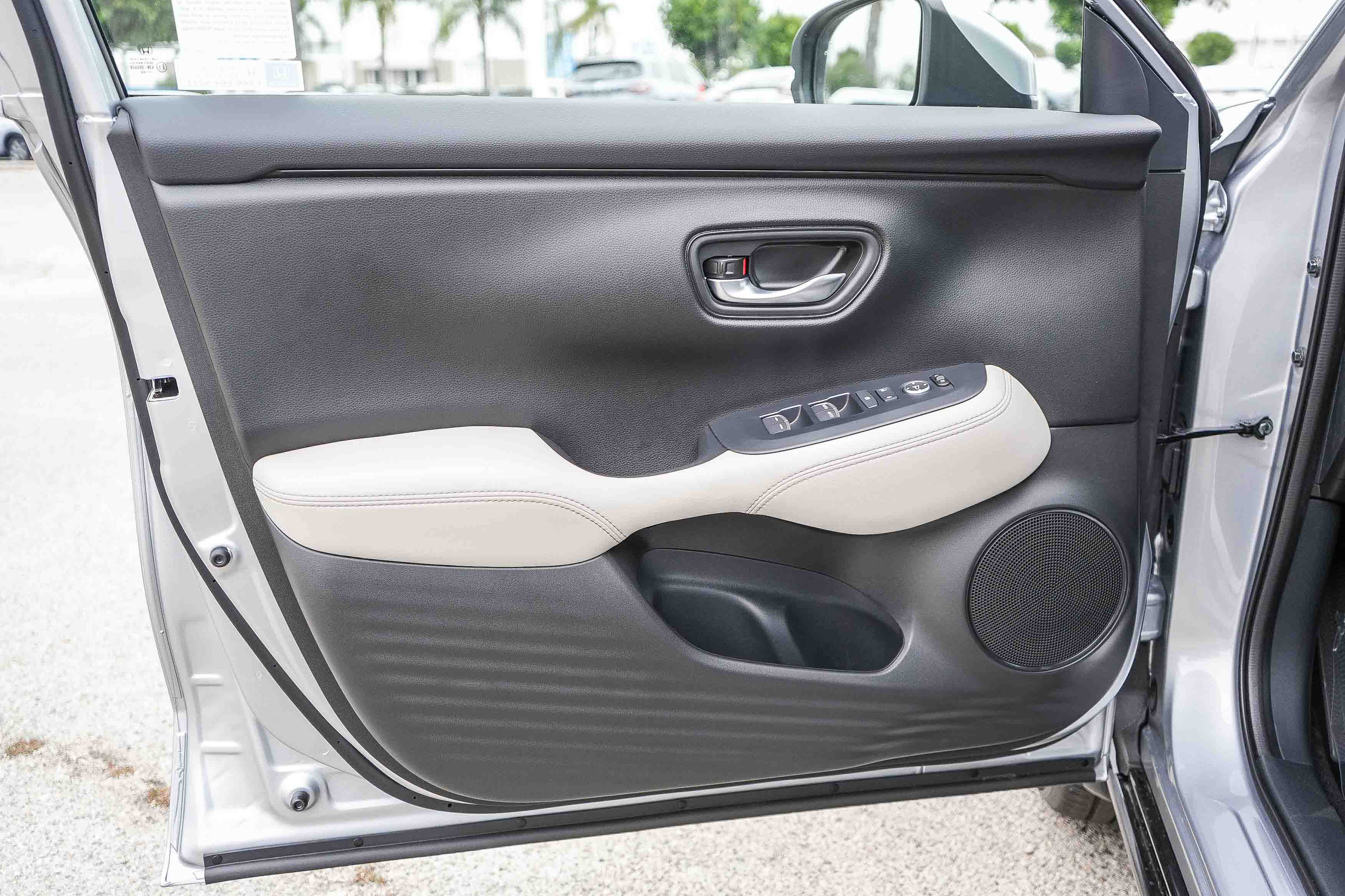 New 2027 Honda HR-V EX-L image 26