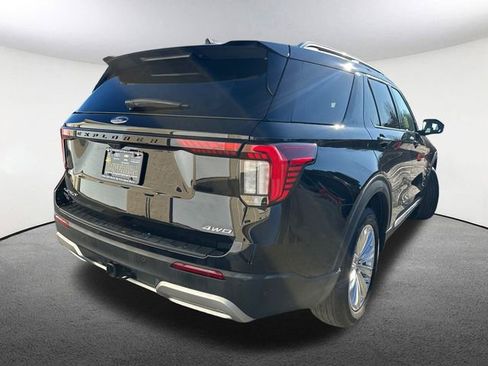 Used 2025 Ford Explorer Platinum w/ LUX Leather Package image 16