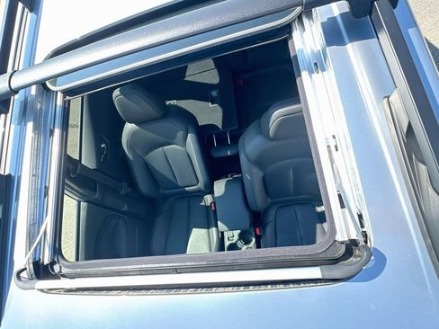 Used 2025 Subaru Forester Limited AWD/4WD image 26