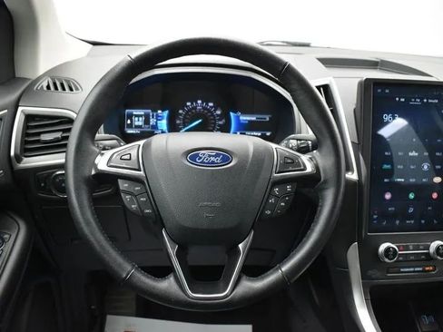 Used 2024 Ford Edge SEL image 20