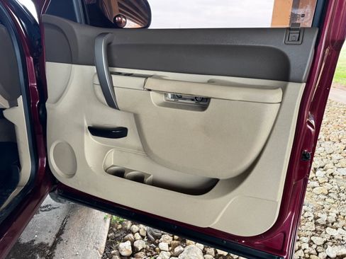 Used 2013 Chevrolet Silverado 1500 LT image 18