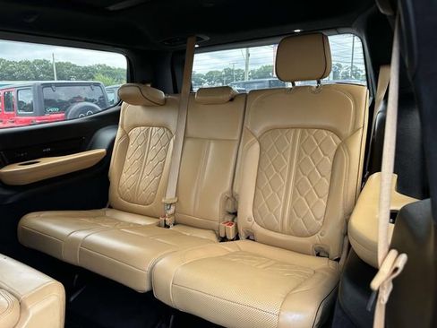 Used 2022 Jeep Grand Wagoneer Series III w/ Rear Seat Video Group 1 AWD/4WD image 8