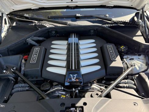 Used 2018 Rolls-Royce Dawn image 41