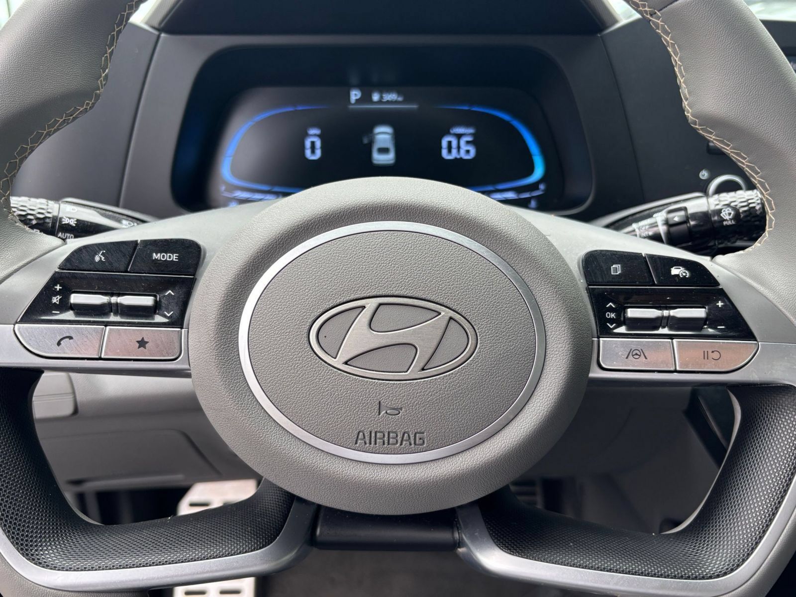 Used 2026 Hyundai Elantra Sport FWD image 26